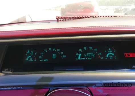 1991 Oldsmobile Cutlass Supreme z USA, uszkodzony, nr VIN 1G3WT34T7MD382291